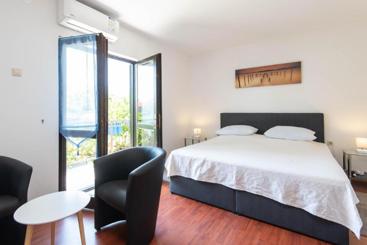 Ljiljana Apartment